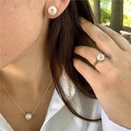 Galatea Diamond in a Pearl Necklace 340-28994