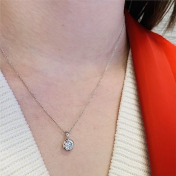 Sparkling Bezel Set Necklace 650-648326