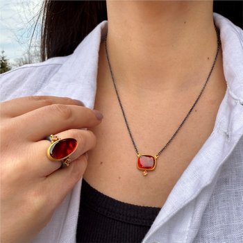 Mara Necklace 650-648400
