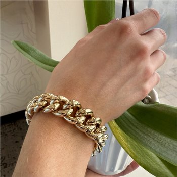 Graduated Curb Link Bracelet 800-05485