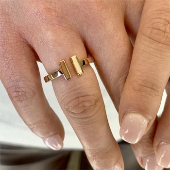 T Ring Signed "Tiffany & Co." 800-05194